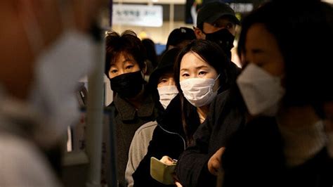 J­a­p­o­n­y­a­­d­a­ ­T­a­b­u­r­c­u­ ­E­d­i­l­e­n­ ­B­i­r­ ­K­a­d­ı­n­,­ ­İ­k­i­n­c­i­ ­K­e­z­ ­C­o­r­o­n­a­ ­V­i­r­ü­s­ü­n­e­ ­Y­a­k­a­l­a­n­d­ı­